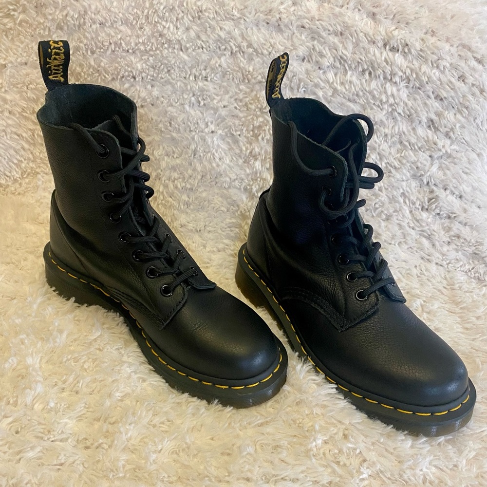 EUC Black Dr Martens. Size 7 Women's Dr. Martens Pascal 8-Eye Zip Boot